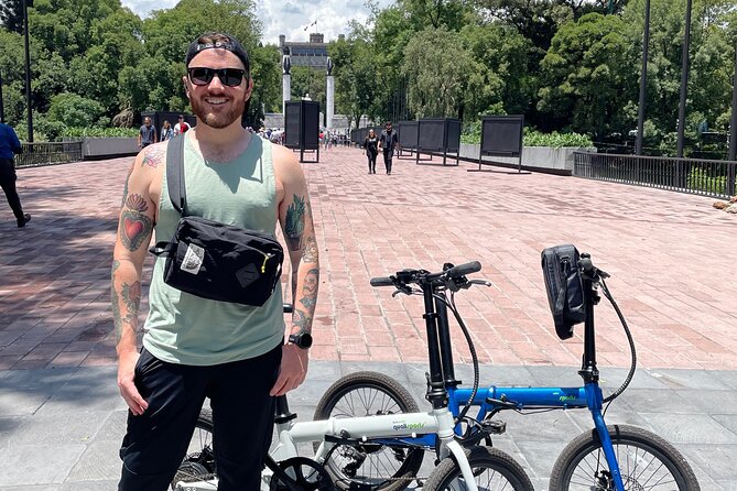 Private Ebike Tour in Chapultepec Forest in CDMX - Nezahualcoyotl, Quijote, and Chapultepec Lake