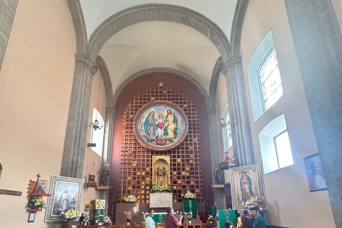 Private experience to the Basilica of Guadeloupe with transportation - The Christ the King Garden and La Ofrenda