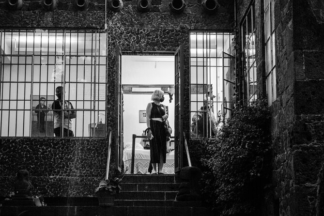 PRIVATE PHOTOSHOOTING In Mexico City - The 15 edited photos and what that means