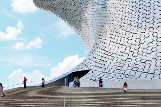 Private Soumaya Museum Tour - Why Soumaya is more than a free-form museum visit