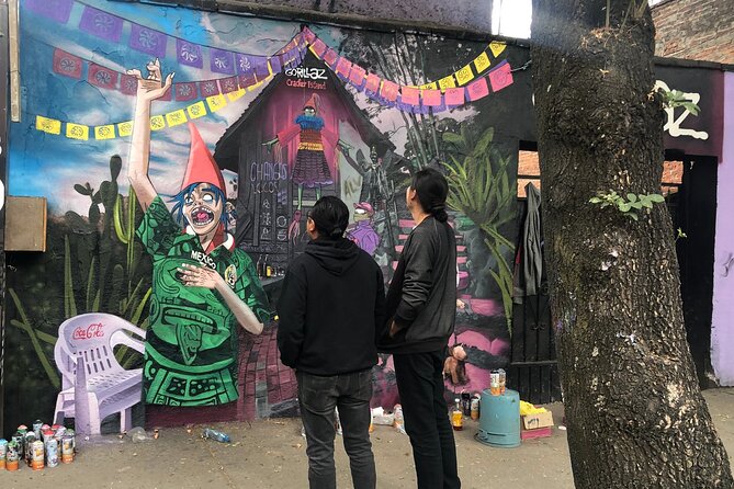 Private Street Art Tour in Rome - What makes the guide important