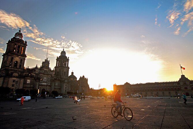 Private Street Food & Mural Art Tour in Mexico City - Start with Diego Rivera’s Mexico City
