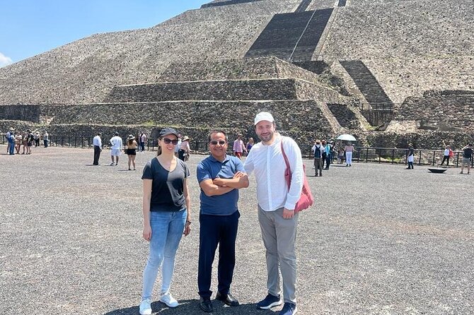 Private Teotihuacan and Tequila Tasting Tour. - Lunch and extra stops may depend on your guide