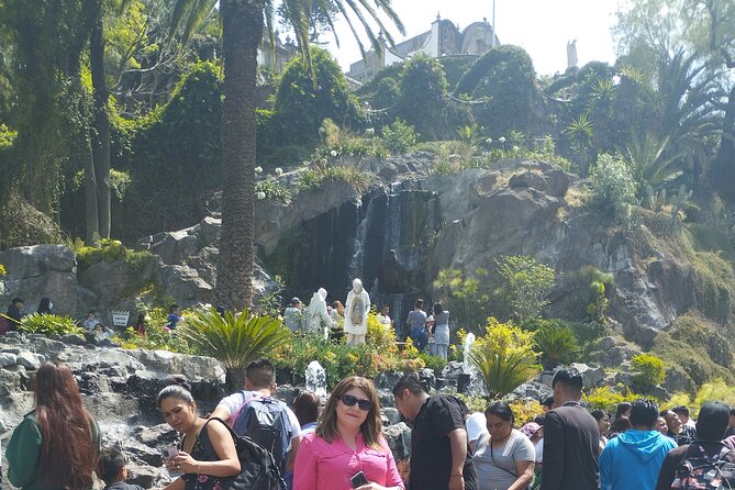 Private Tour Basilica of Guadalupe with Transportation - Walking up Tepeyac Hill