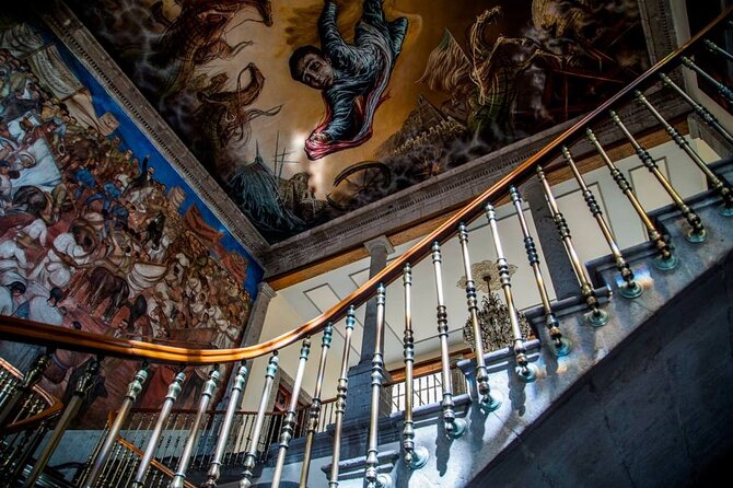 PRIVATE Tour Chapultepec Castle - Timing, pace, and practical concerns
