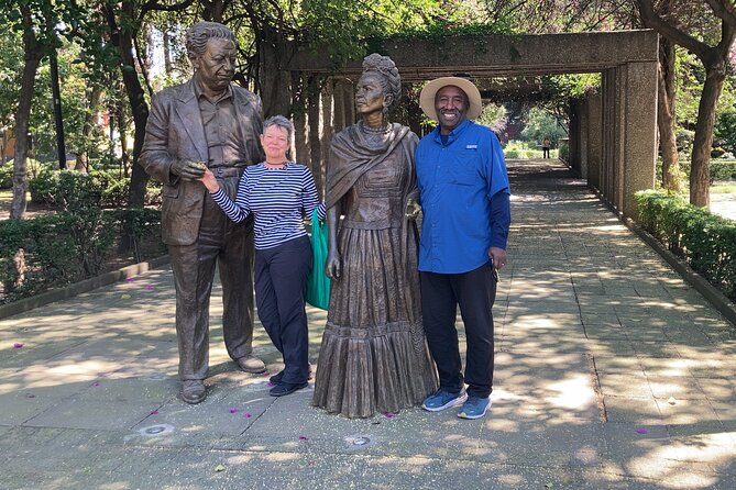 Private Tour Coyoacan & Frida Kahlo's Neighbourhood - Best Rated - Frida Kahlo Park and the neighborhood’s artistic side