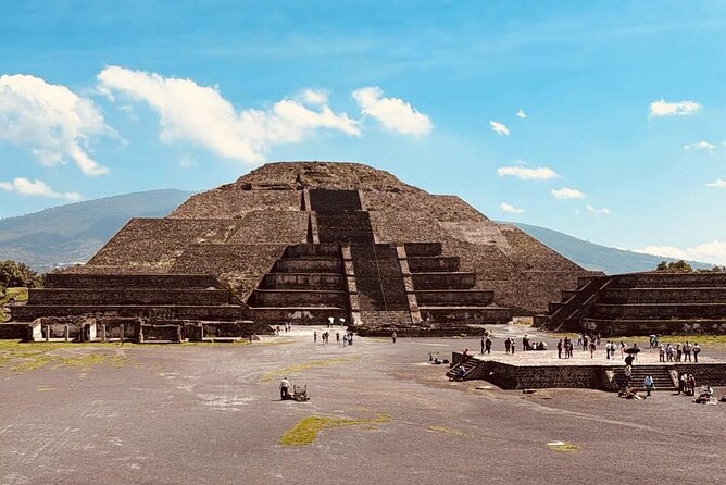 Private Tour, Great Experience, CDMX to Teotihuacan Pyramids - The Pyramid of the Sun and the Feathered Serpent