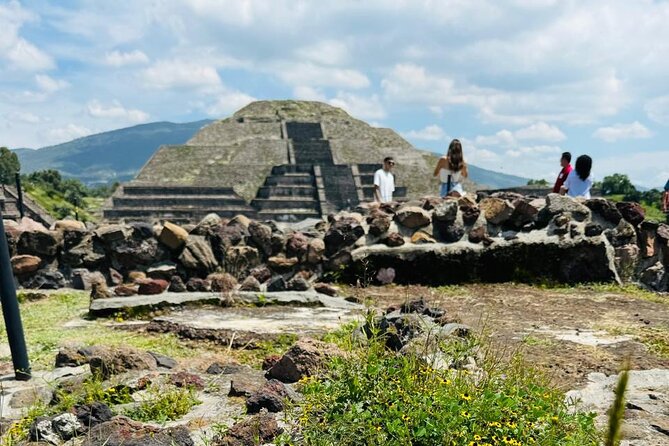Private Tour, Great Experience, CDMX to Teotihuacan Pyramids - Is $151.64 per person a fair price?