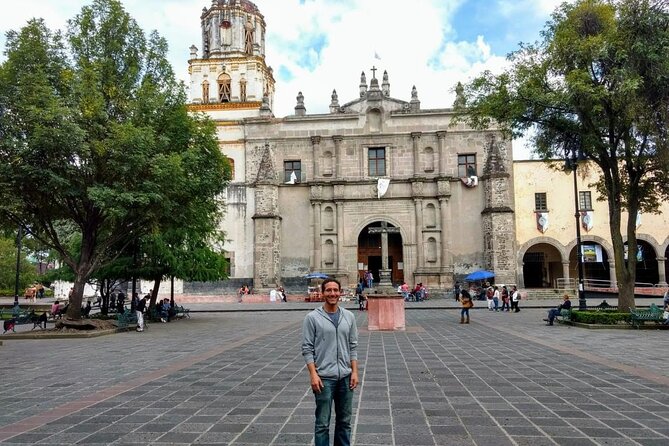 PRIVATE TOUR Historic Center, Xochimilco, Coyoacan and San Angel. - Coyoacán, the old town feel in a huge city