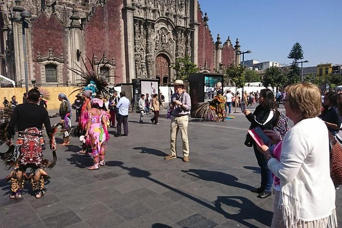 Private Tour of Mexico City with Anthropology - The Metropolitan Cathedral in 30 minutes