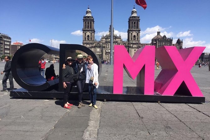 Private Tour of Mexico City with Anthropology - Palacio Nacional and Mexico’s political story