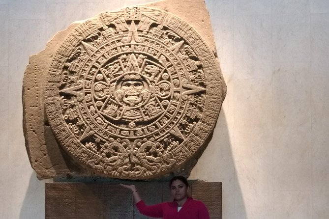 Private Tour of Mexico City with Anthropology - Why the driver and guide pairing matters