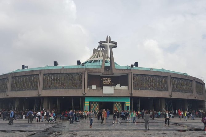 Private Tour of Pyramids of Teotihuacán and Basilica of Guadalupe - The three-hour archaeological visit
