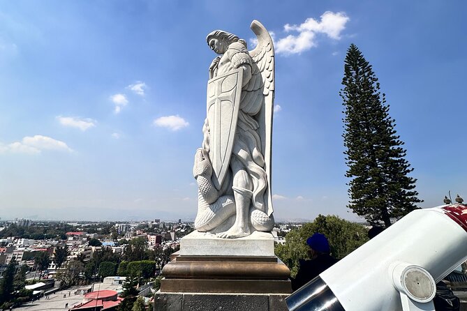 Private tour of the basilica of Guadalupe with Guadalupano museum - Up Tepeyac Hill to the Chapel of Cerrito