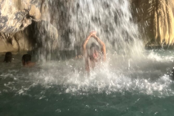 Private Tour of Tolantongo Grottoes with Transportation from CDMX - Pozas de Las Grutas Tolantongo: Hillside Pools with a View