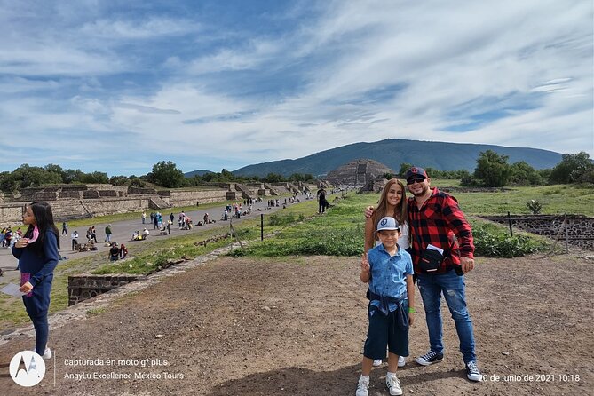 Private Tour Pyramids of Teotihuacan - The lunch stop is useful, but budget for it
