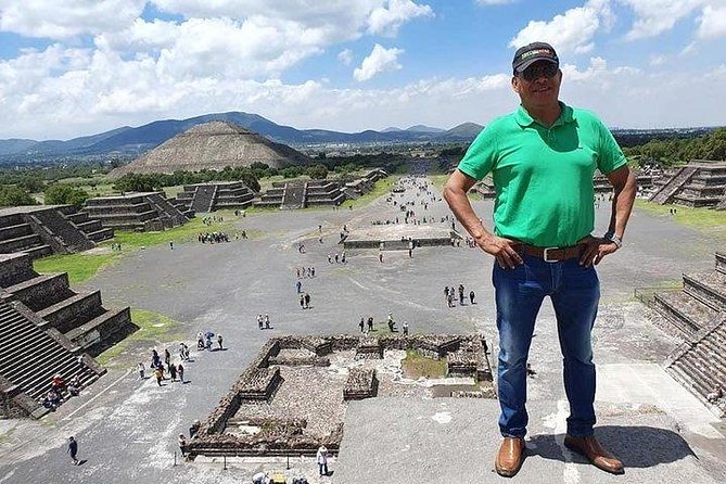 Private Tour Pyramids of Teotihuacán and Guadalupe Basilica up to 4 people - Basilica of Guadalupe: modern devotion and Tepeyac Hill