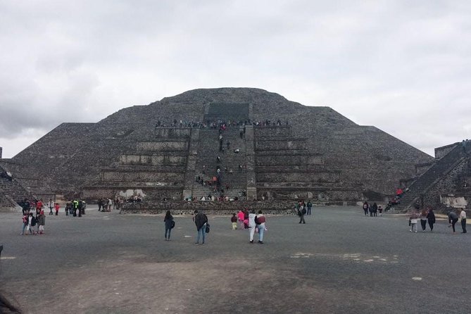 Private Tour: Teotihuacan and Basilica of Guadalupe - The Basilica of Guadalupe changes the mood