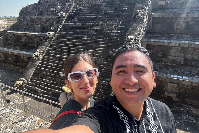 Private Tour: Teotihuacán/Basílica de Guadalupe Hotel Pick Up - Lunch near the pyramids, at your own expense