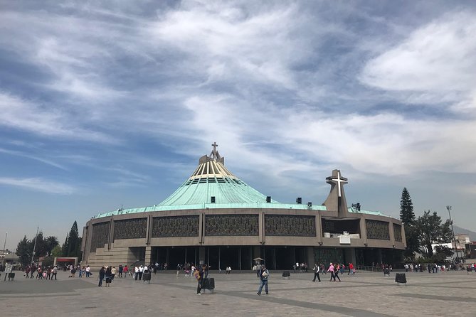 Private Tour Teotihuacan Pyramids & Basilica of Guadalupe - A note about pace, walking, and lunch