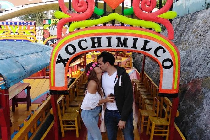 Private Tour: Teotihuacan & Xochimilco in one day - Guides Make the Long Day Work