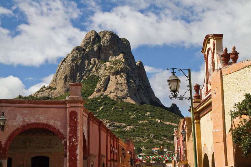 Private tour to Peña de Bernal & Freixenet Winery from CDMX - A private vehicle makes the distance easier