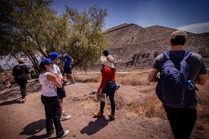 Private Tour to Teotihuacán and the Basilica of Guadalupe - Lunch in San Martín de las Pirámides