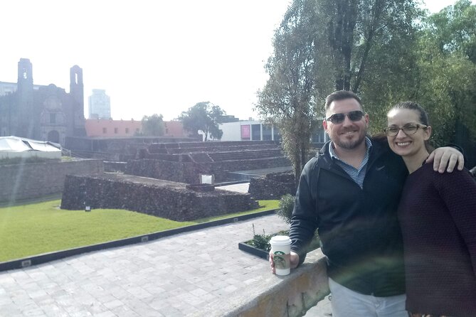 Private Tour to Teotihuacán with Transportation - The long walk through Teotihuacán