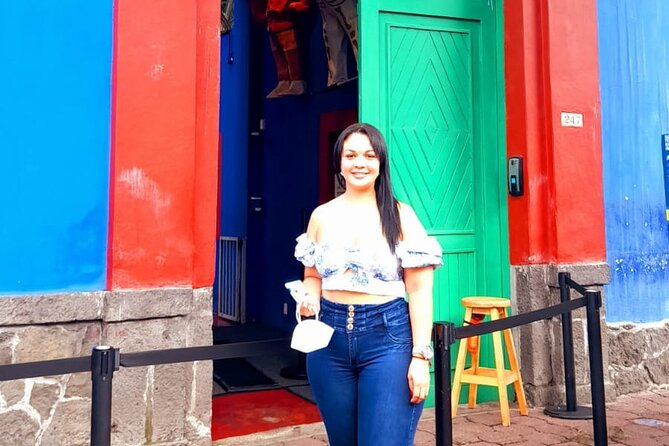 Private Tour to Xochimilco, Coyoacan and the World of Frida Kahlo - Inside Frida Kahlo’s Blue House