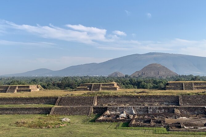 Private Tour with Archaeologist and VR Experience at Teotihuacan - Ciudadela and the Temple of the Feathered Serpent