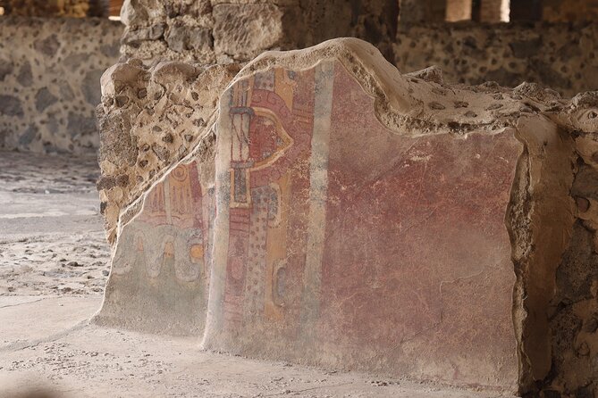 Private Tour with Archaeologist and VR Experience at Teotihuacan - The Pyramids of the Sun and Moon
