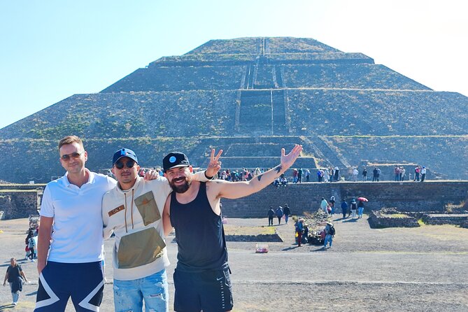Private Transportation Pyramids of Teotihuacan + Breakfast in Cueva - Pickup in Mexico City and the value of a direct ride