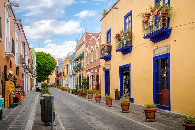 Puebla and Cholula - Two churches that explain Puebla’s visual style