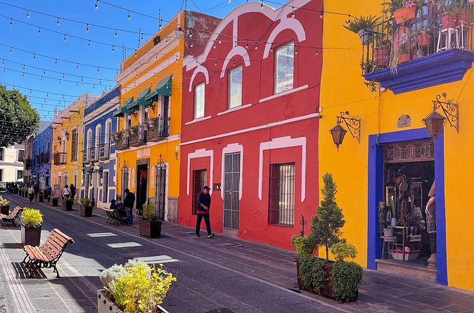 Puebla, Cholula & Tonantzintla Day Tour - Puebla’s old center, churches, sweets, and Talavera