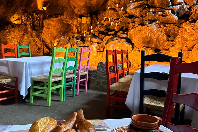 Pyramids of Teotihuacan and restaurant la Gruta (Original) - Key points before you book