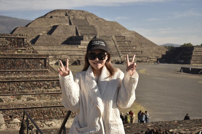 Pyramids of Teotihuacan Dawn (Tequila and Mezcal Tasting) - Walking the full Avenue of the Dead