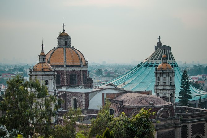 Pyramids of Teotihuacan, Guadalupe Shrine & Tlatelolco Tour - The Guadalupe Shrine deserves protected time