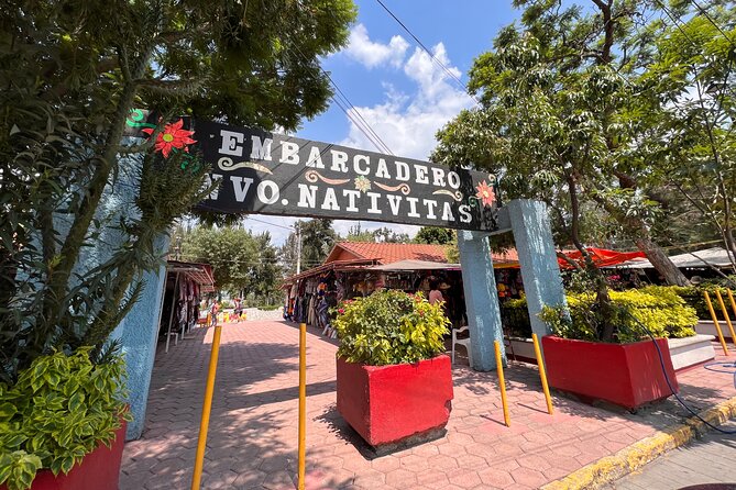 Riding Boats +Warm Mex Food+ Frida Kahlo's neighborhood (private) - Is $143.37 per person a fair price?