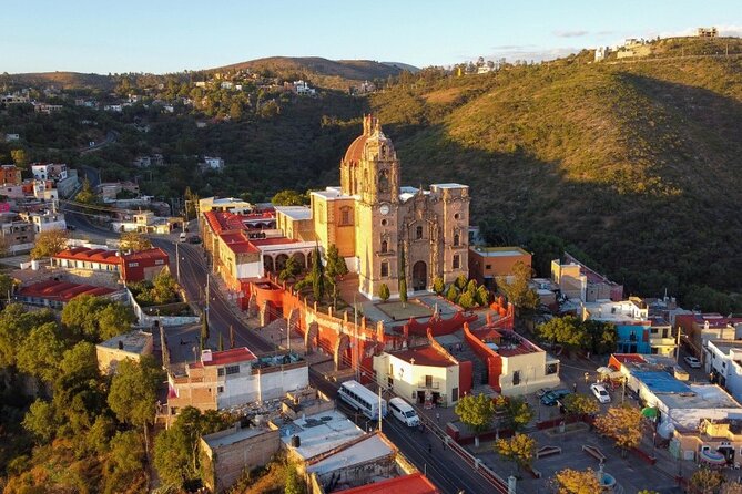 San Miguel de Allende & Queretaro Tour from Mexico City - San Miguel de Allende: four hours of churches, crafts, and independence
