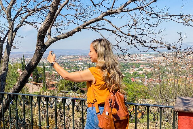 San Miguel de Allende Tour from Mexico City - A guided walk through the historic center