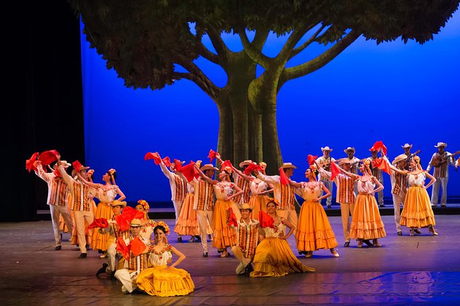 Small Group: Discover the Folkloric Ballet of Mexico - Who will enjoy this evening most?