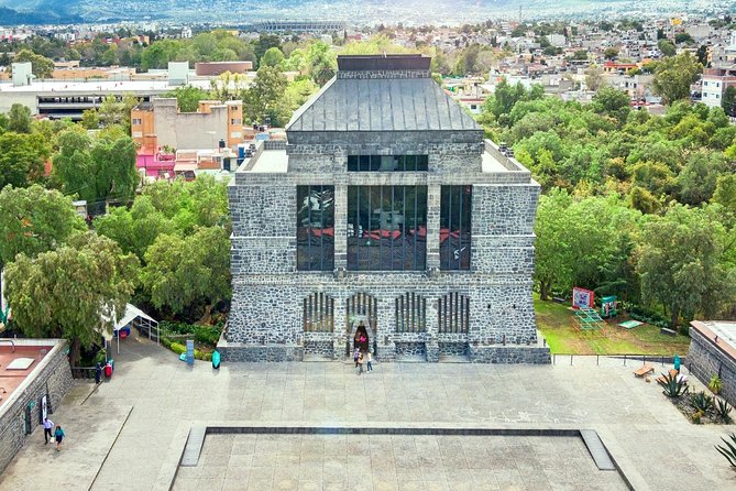 Small VIP Group: Frida Kahlo and Diego Rivera Legacy - Pre-Hispanic Mexico at Anahuacalli