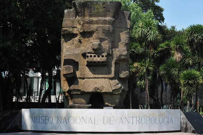 Small VIP Group: The Ultimate Mexico City Tour - The National Palace problem and how to avoid confusion
