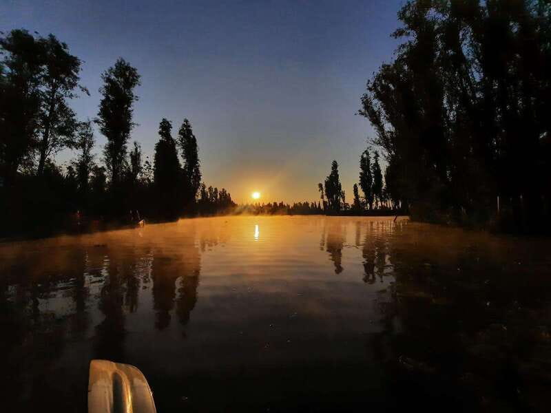 Sunrise in Xochimilco - The first hour on a traditional trajinera