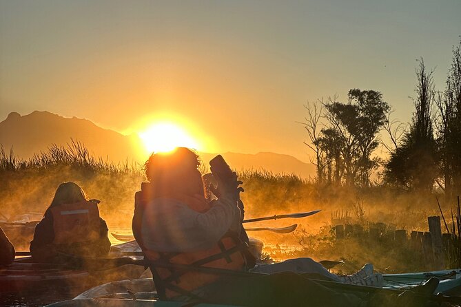 Sunrise Kayak Tour in Xochimilco - Why sunrise is the right time for Xochimilco
