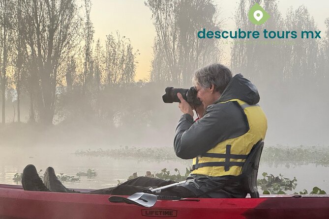 Sunrise Kayak Tour in Xochimilco - Returning through Xochimilco in daylight