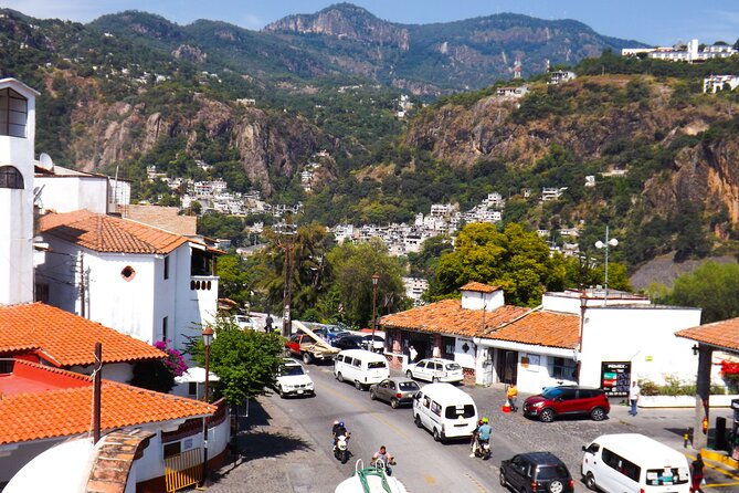 Taxco and Cuernavaca Day Trip - Taxco free time means hills, shops, and limited minutes