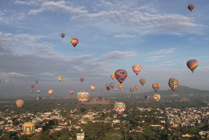 Teotihuacan Balloon Experience with Transportation and Breakfast - Key points at a glance