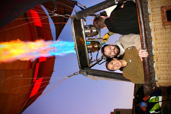 Teotihuacan Balloon Flight Transportation and Breakfast in a Natural Cave - The guides and the feel of the day