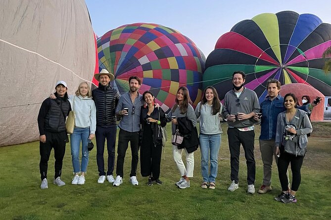 Teotihuacan Balloon ride + Transportation + Breakfast + Pyramids - Walking the pyramids with a guide